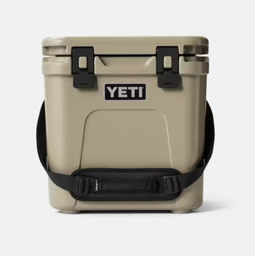 YETI- Roadie 24 2.0 Hard Cooler in Tan